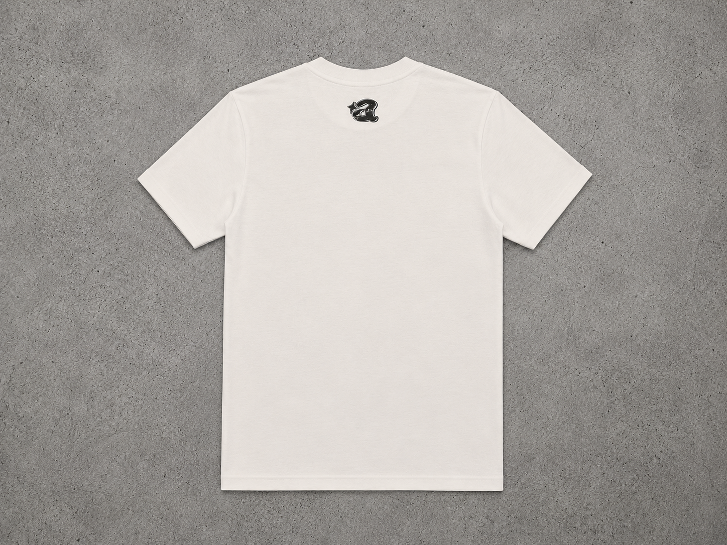 Arkonic tee - black and white.
